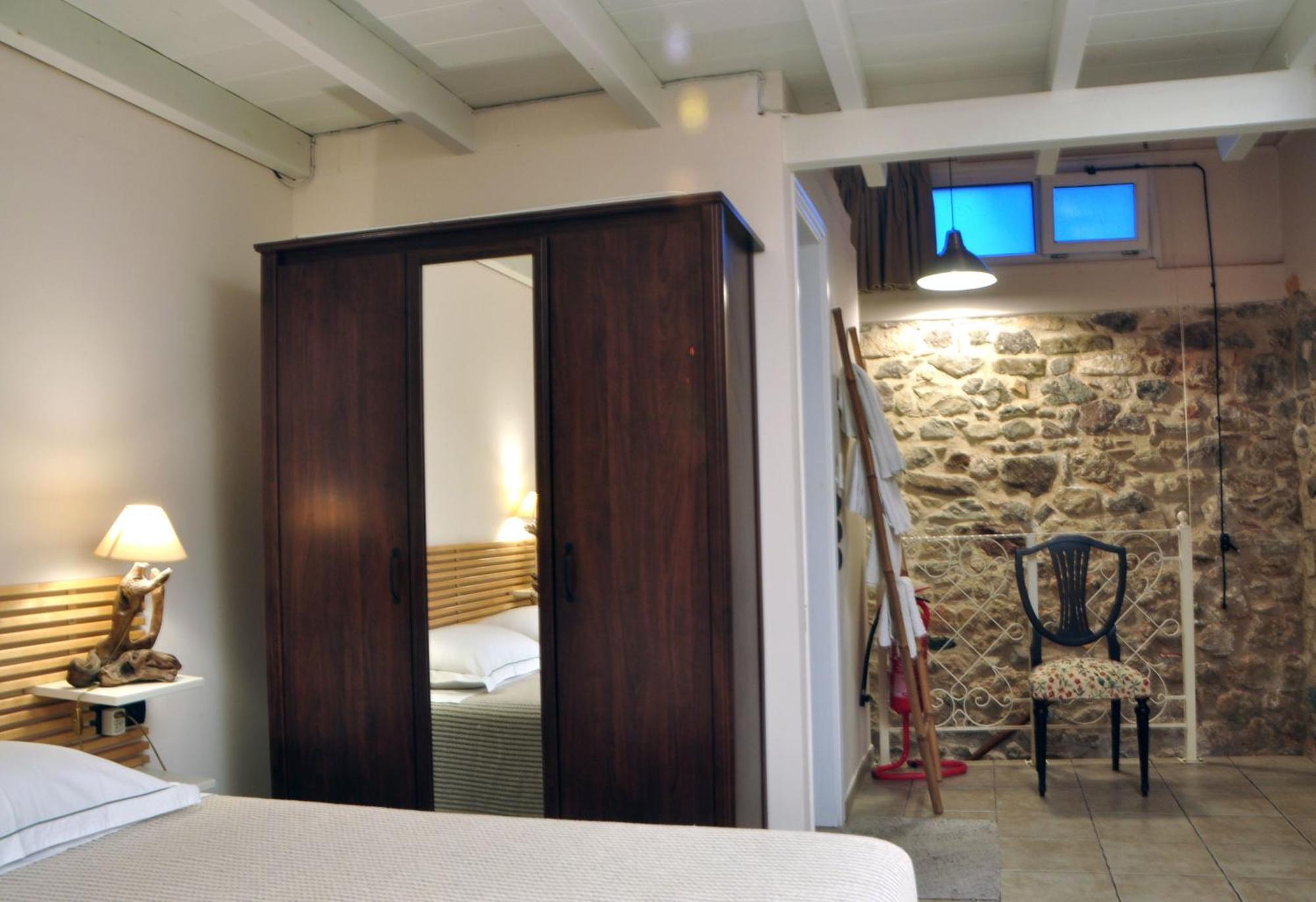 Limni Stone Apartments Luaran gambar